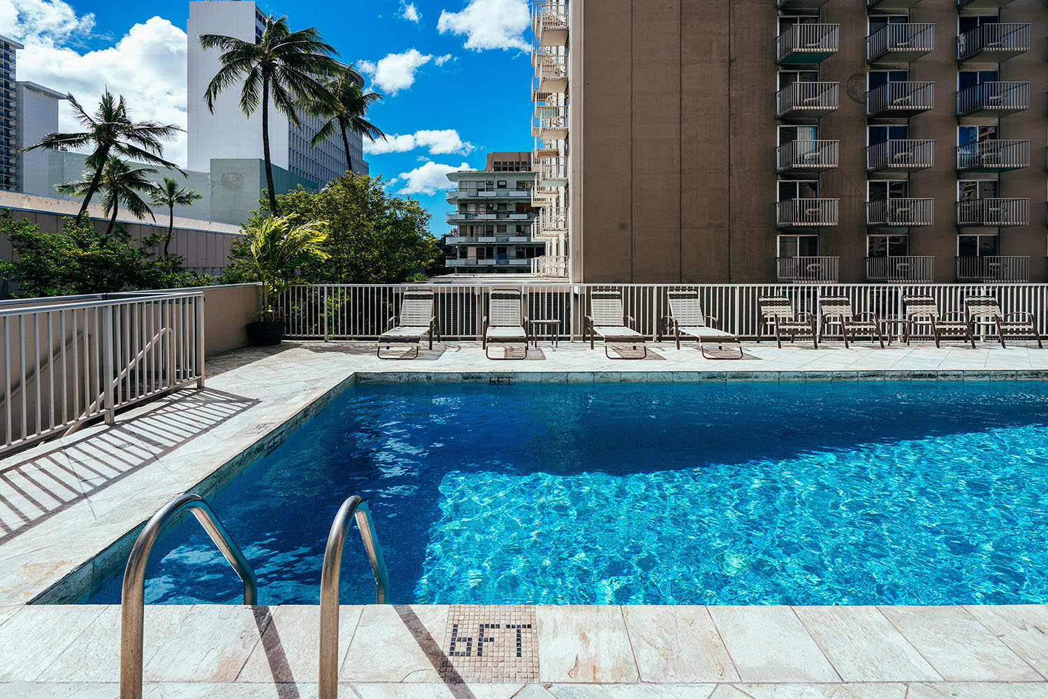 5_364SeasideAveUnit1606-print-030-005-364SeasideAveunit-2800x1868-300dpi